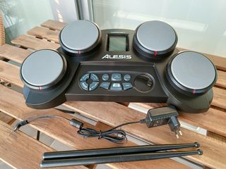 Batería Alesis CompactKit 4