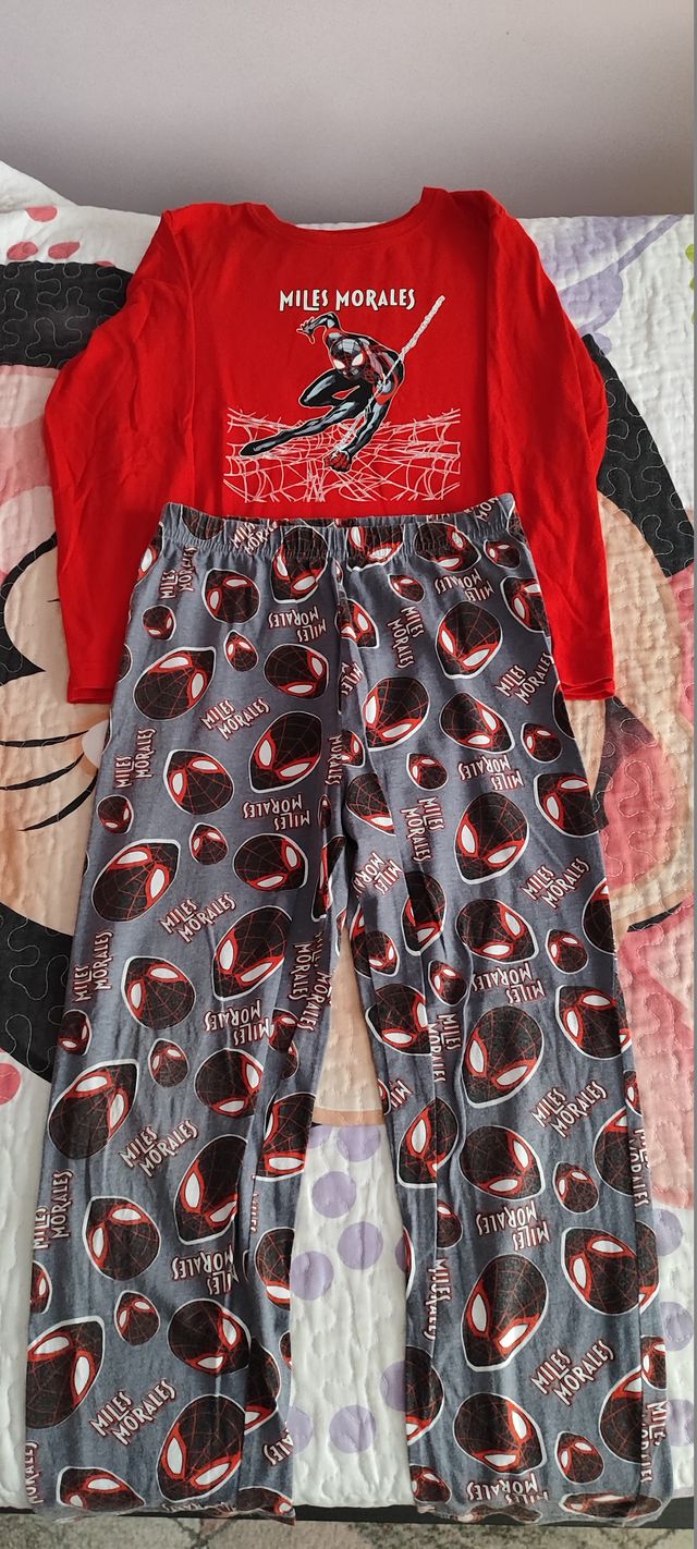 Lote 2 pijamas largos niño 6-7 años spiderman