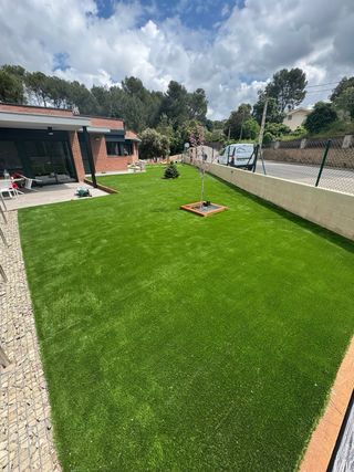 Instalacion de cesped artificial