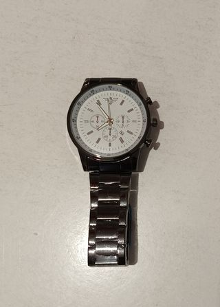 Reloj clásico negro plateado 