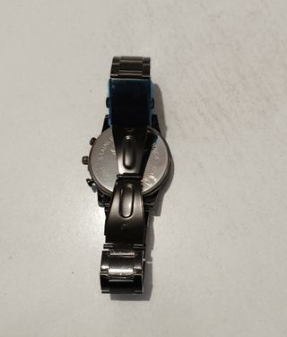 Reloj clásico negro plateado 