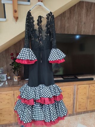 Traje Flamenca lunares rojo-negro