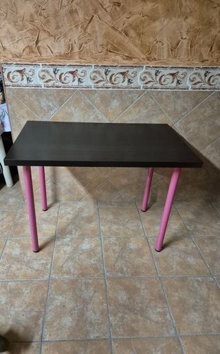 Mesa escritorio marrón-rosa