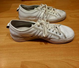 Zapatillas Adidas blancas talla 41,5