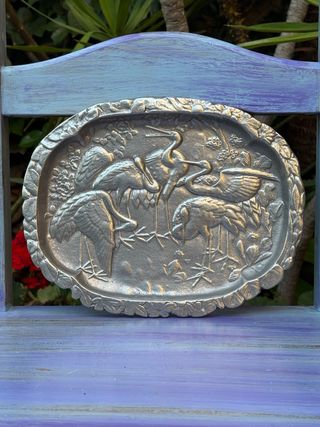 BANDEJA ANTIGUA DE METAL.