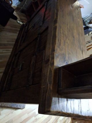 Bancone bar in legno massello