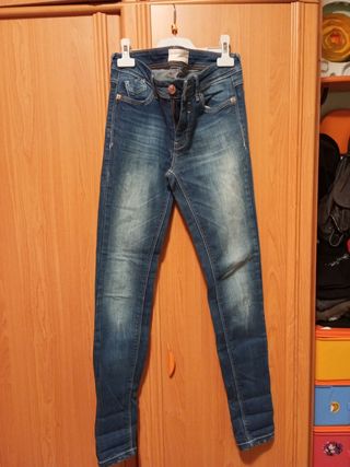 Pantalones vaqueros cintura baja