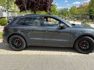 Porsche Macan gts virtual cockpit