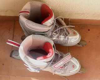 Patines Rollerblade  en línea  y protecciones. 