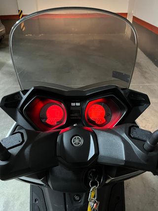 Yamaha XMAX 250 ABS