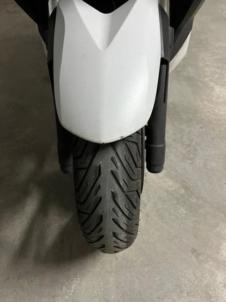Yamaha XMAX 250 ABS