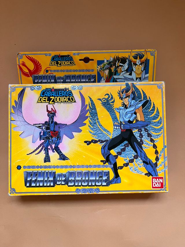 Caballero del zodiaco fenix de bronce