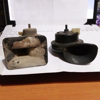 Juego bocinas coche clasico