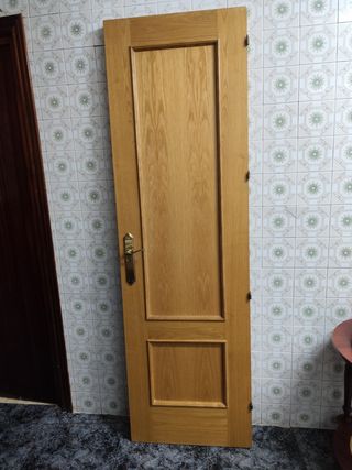 Puerta de pino