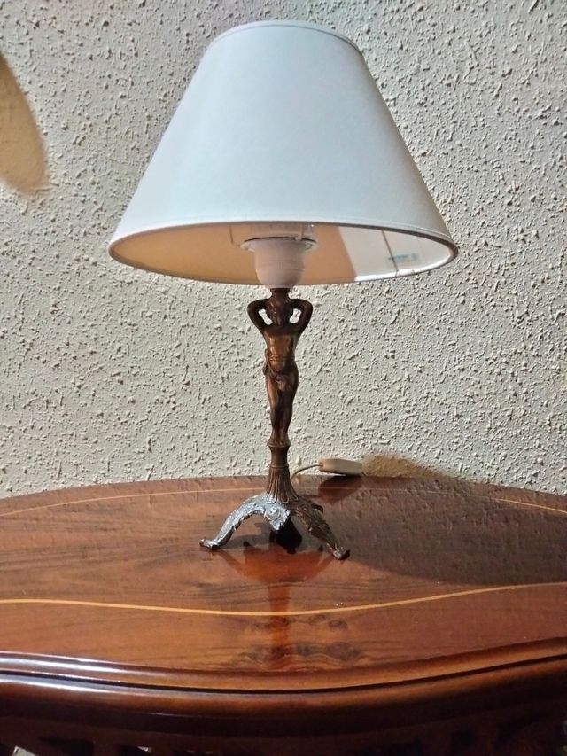 Antica splendida coppia di lampade cherubini in bronzo