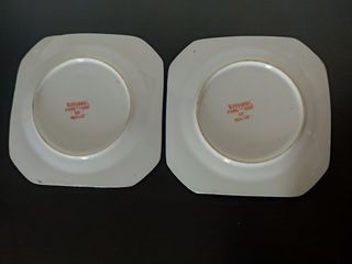 DUE PIATTI QUADRATI IN PORCELLANA DI MACAO