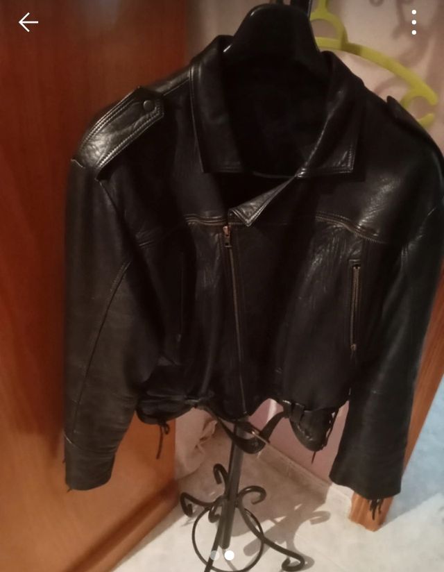 Chaqueta piel negra con flecos,oferton solo hoy