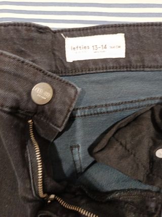 Vaqueros negros rotos  13-14 años 164cm
