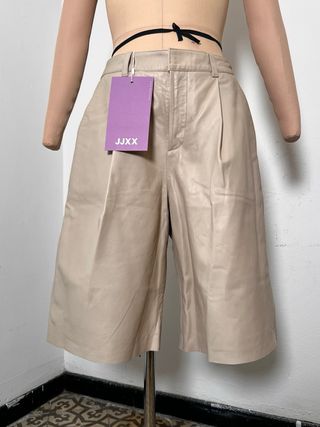 Bermudas cuero Premium talla M
