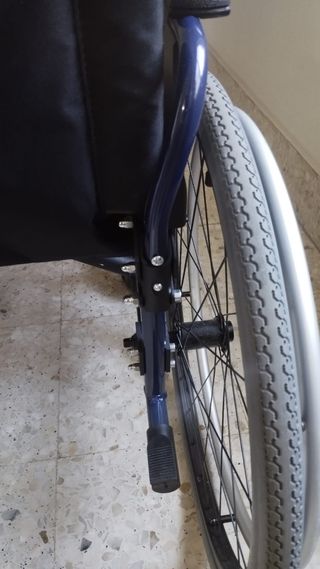 Silla de ruedas marca Vermeiren