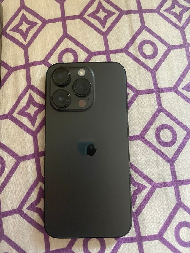 iPhone 14 Pro negro