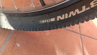 se escuchan ofertas Bicicleta montaña BTWIN