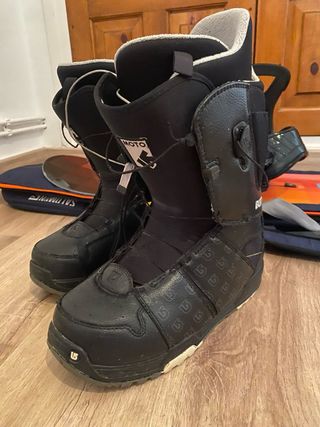 Snow Custom Flying V 151 + Extras