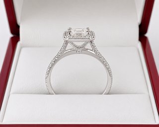 Anillo diamante natural GIA 0,97ct platino halo