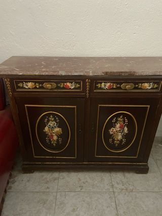 Mueble vintage con mármol