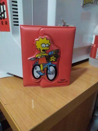 Cartera Lisa Simpson vintage roja