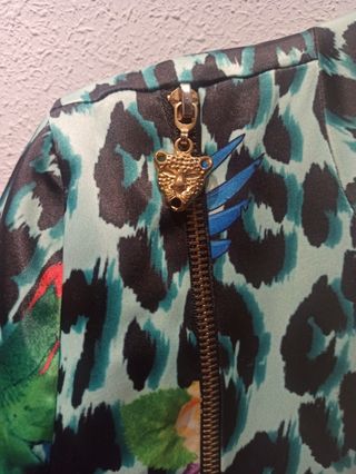 Conjunto de chaqueta y Vestido estampado leopardo