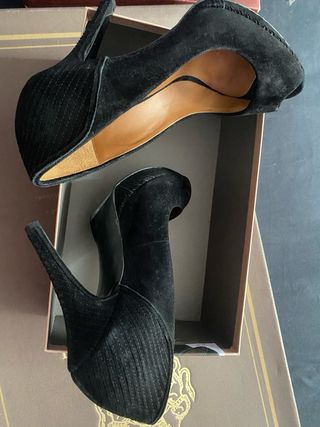 Zapatos tacón Zara negros