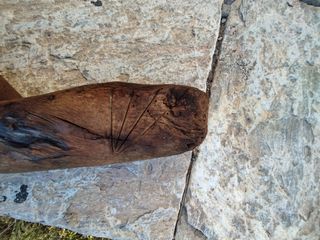 Yugo ubio de madera de encina antiguo.tratado al a
