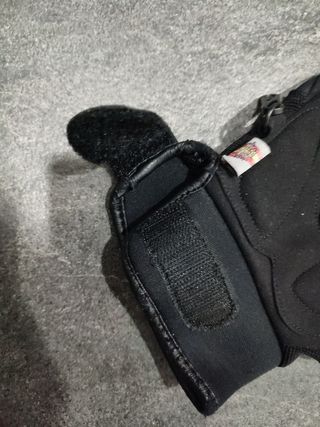 Guantes de moto, bici o patinete