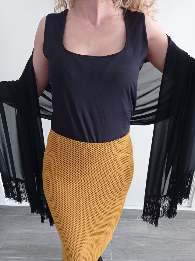 Chal negro Narita con flecos