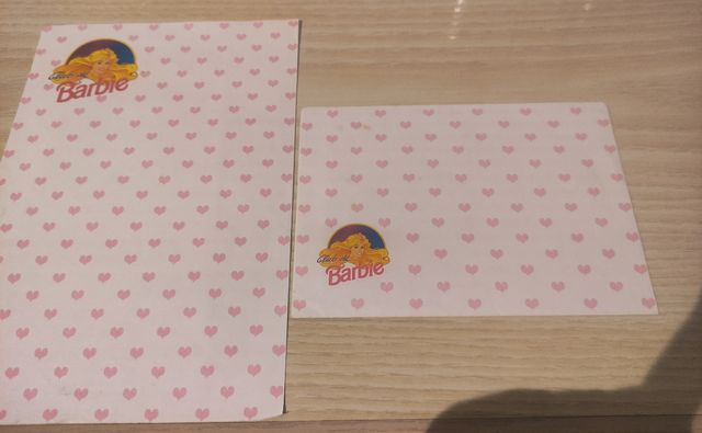 Carta y sobre Barbie años 90