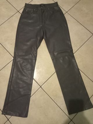 Pantaloni in ecopelle grigi