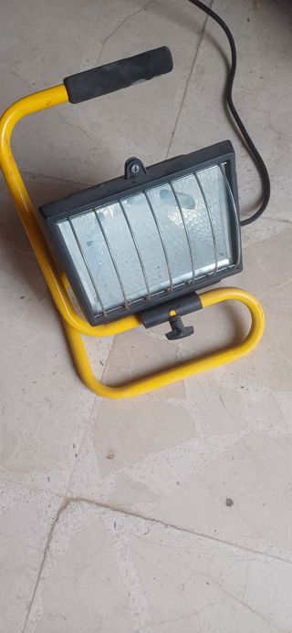 Foco halógeno Roma Regal 500W