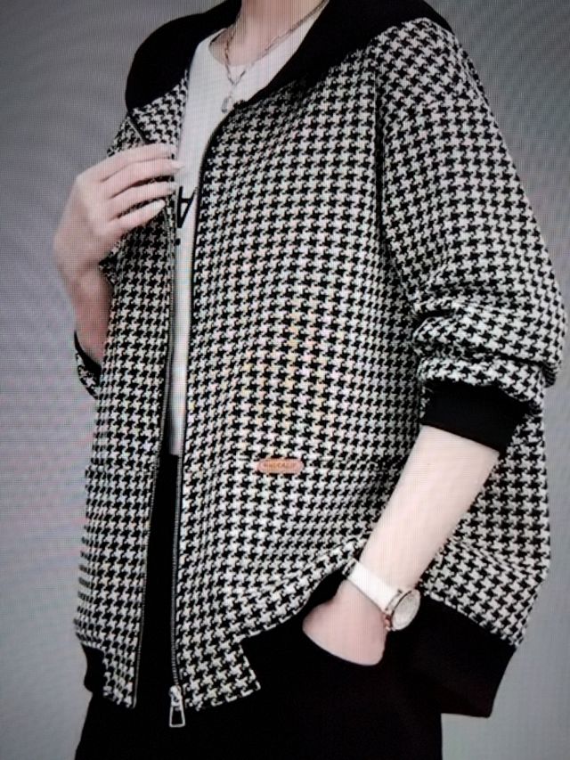 Chaqueta con capucha