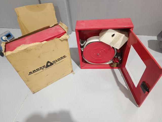 Armarios anti incendios con manguera