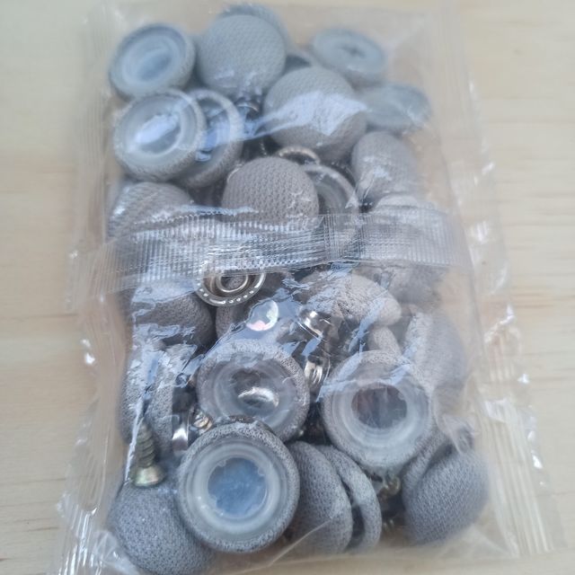 Reparación techo coche remaches