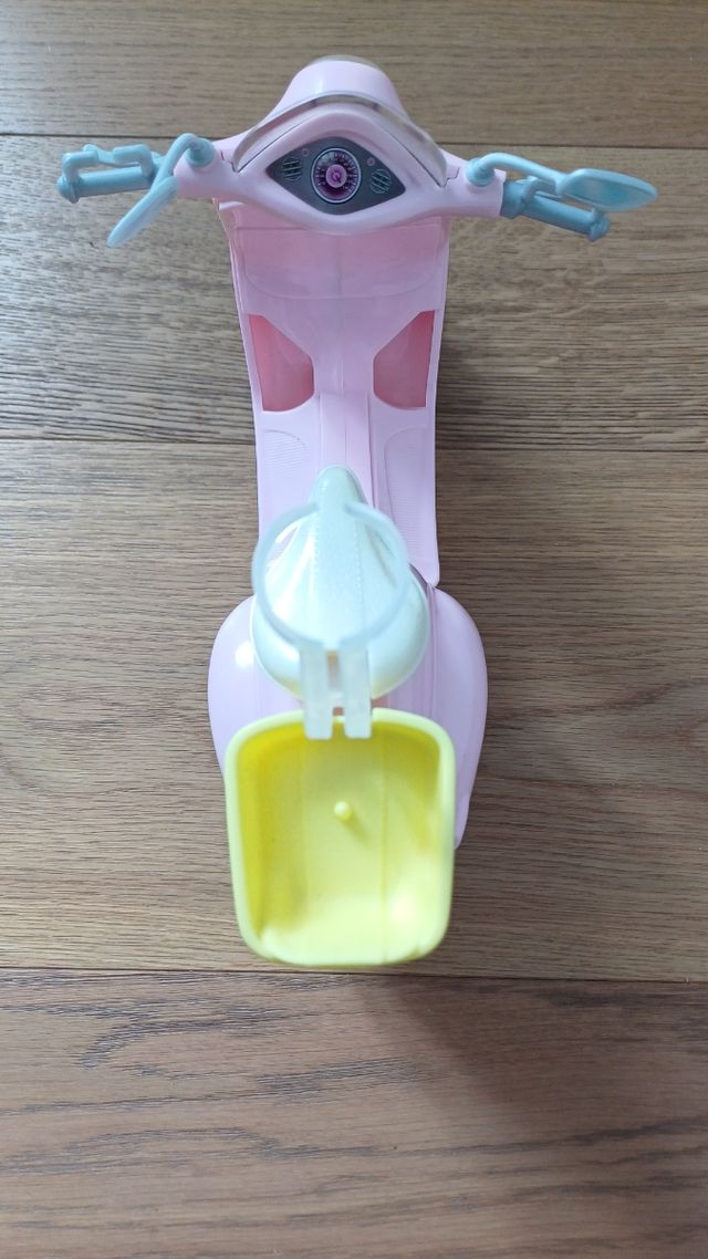 Barbie Scooter