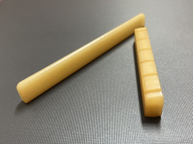 Cejuela Y Silleta Hueso Camello Guitarra clásica