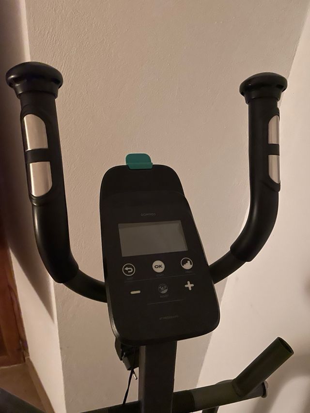 Elíptica DOMYOS 120 con 7 programas