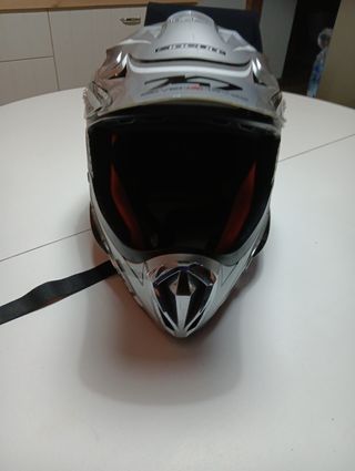 Casco Cross Seven TSR circuit