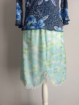Conjunto falda y blusa estampado