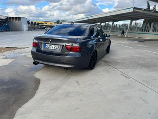BMW Serie 3 2005 E90 con itv recién pasada españa