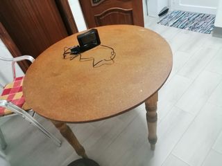 Mesa de 90 cm redonda, de madera fuerte