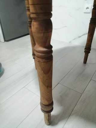 Mesa de 90 cm redonda, de madera fuerte