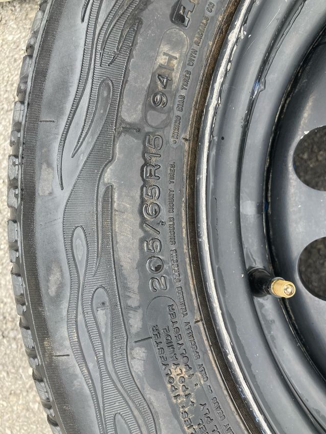 Llanta 16" BMW + Neumatico